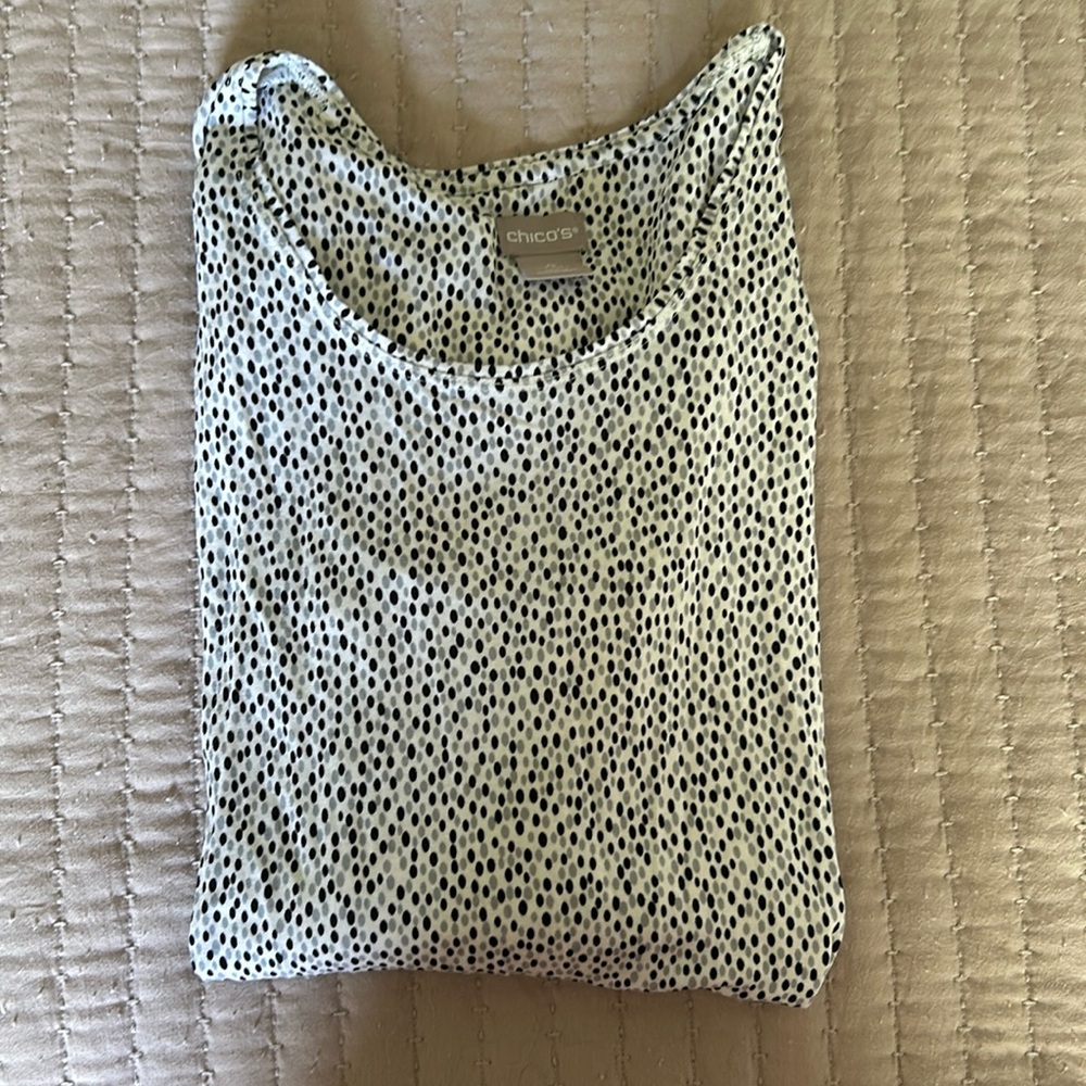 Chico’s long sleeve shirt, size 0, never worn